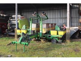 John Deere 1770 NT szemenkénti vetőgép