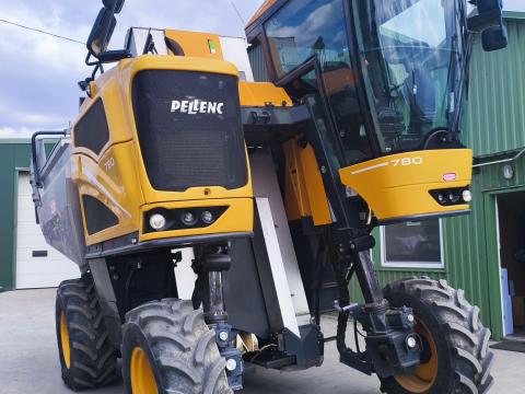 Pellenc Optimum 780-XL Easy Smart szüretelőkombájn