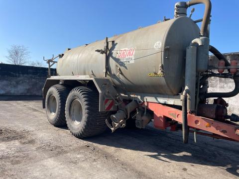 Briri 180 Tartálykocsi Briri 180 Tartálykocsi