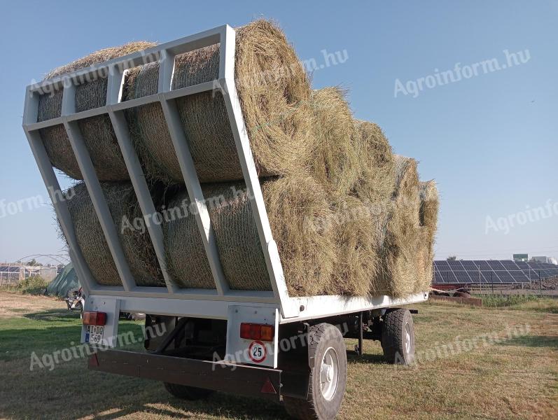 Bálaszállító pótkocsi eladó