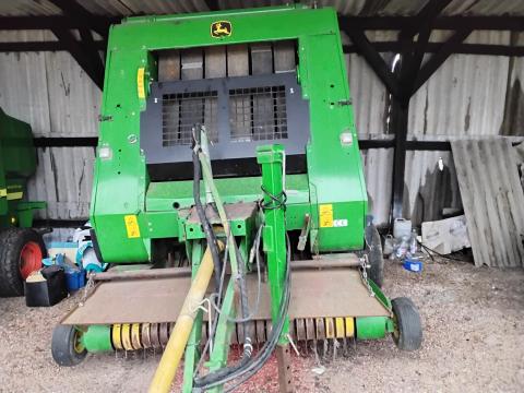 John deere 582 hálós szecskázós körbálázó John deere 582 hálós szecskázós körbálázó