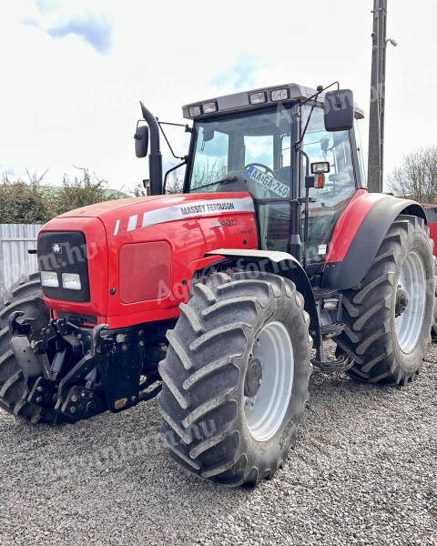 Eladó erőgép – Massey Ferguson 8240 Dynashift