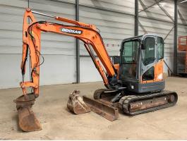 Doosan DX 60 R / 2011 / 6 382 üzemóra / Lízing 20%-tól