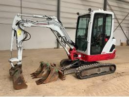 Takeuchi TB 225 / 2019 / 2.663 üzemóra / Lízing 20%-tól