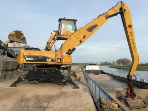 Caterpillar 325D MH / 2008 / 7 843 üzemóra / Lízing 20%-tól