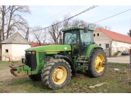 John Deere 8300 traktor