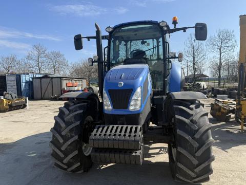 New Holland T5.115 Electro Command traktor – felszerelt, megbízható választás