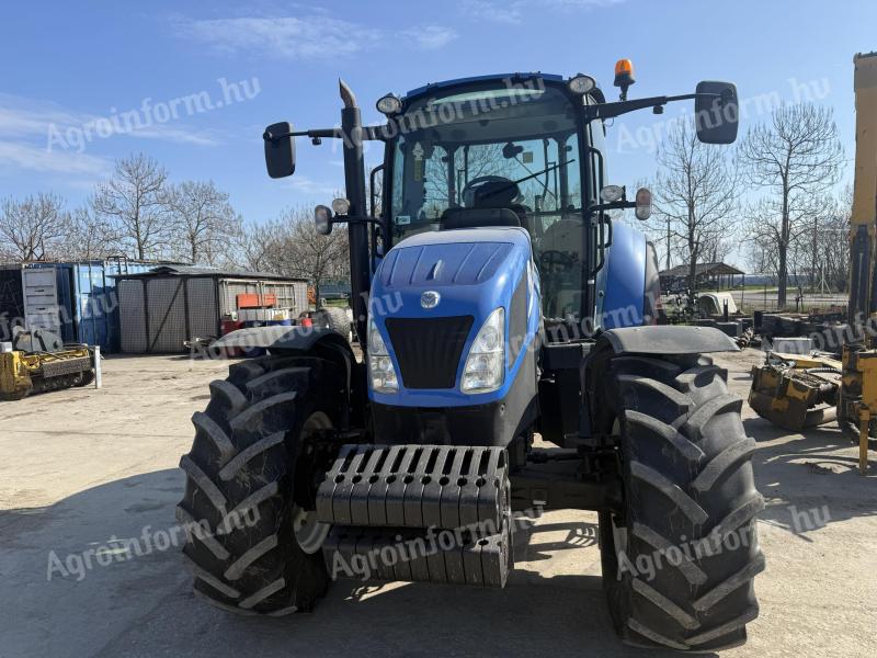 New Holland T5.115 Electro Command traktor – felszerelt, megbízható választás