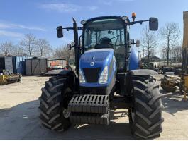 New Holland T5.115 Electro Command traktor – felszerelt, megbízható választás