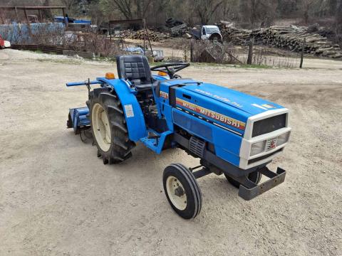 Mitsubishi MT1601 kistraktor 16 lóerős