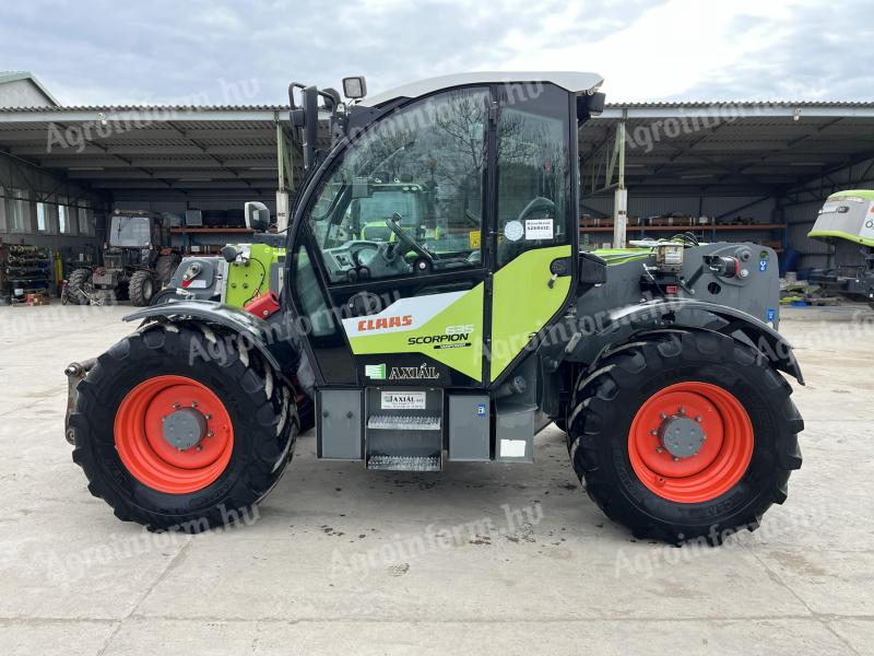 Claas Scorpion 635 Varipower