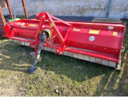 Komáromi KB 3011B szárzúzó eladó – 3 méteres, kalapácsos kivitel