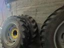 Újszerű ( 1 szezont futott) művelőkerék szett John Deere 6150R-6215R traktorhoz eladó