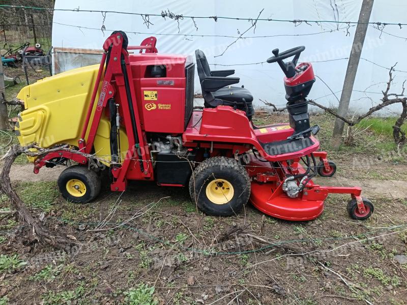 Diesel fűnyíró traktor