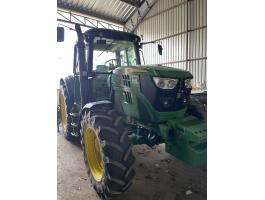 John deere 6125M