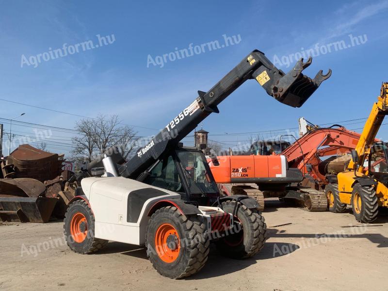 Bobcat T2556 teleszkópos rakodó eladó