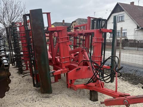 Szántás elmunkáló (4 m) Szántás elmunkáló (4 m)