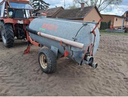 Bauer V26UV tip 2600 literes horganyzott tartályos szippantó