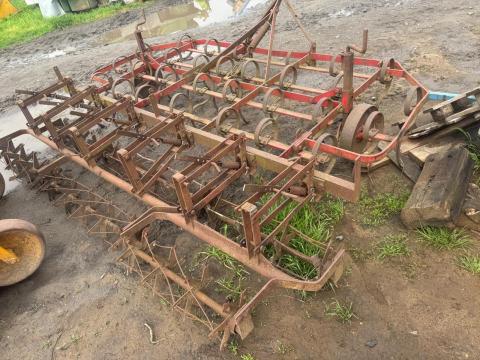 KONGSKILDE 3 MÉTERES RUGÓSKAPÁS KOMBINÁTOR KONGSKILDE 3 MÉTERES RUGÓSKAPÁS KOMBINÁTOR