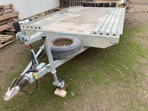 Autószállító trailer 3t