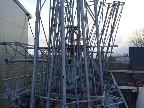 Forrás öntözőkonzol, rácskonzol eladó