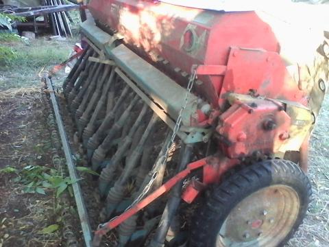 Rolmasz gabona- és aprómag vetőgép Rolmasz gabona- és aprómag vetőgép