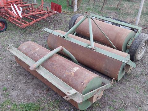 Eladó sima henger, 4,2 méter, 3 tag