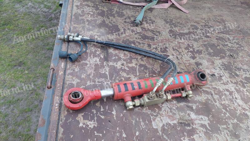 Eladó hidraulikus felső támasztórúd, középső orsó