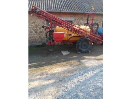 Forrás 1500/18 m vontatott permetező