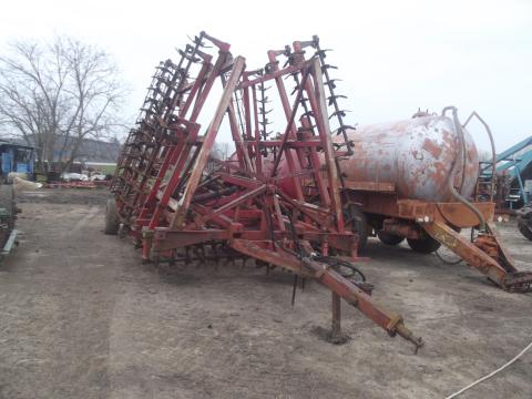 RAU-Unimat 8,4 méteres ásóborona