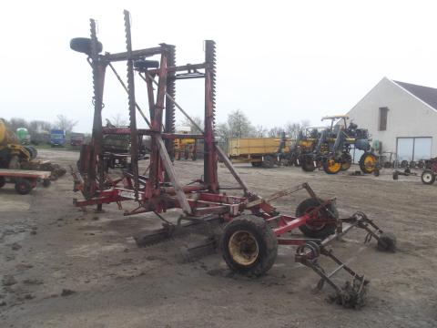 RAU-Unimat 8,4 méteres simító RAU-Unimat 8,4 méteres simító