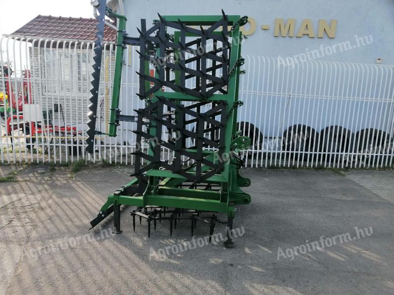 Fogas borona 6,6 m, hidraulikus, 70 kg levéllel, hátsó simítóval