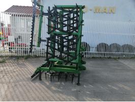 Fogas borona 6,6 m, hidraulikus, 70 kg levéllel, hátsó simítóval