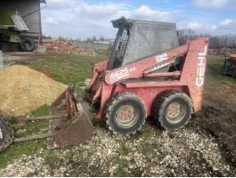 Bobcat Gehl 4625sx – jó állapotú rakodógép eladó új gumikkal