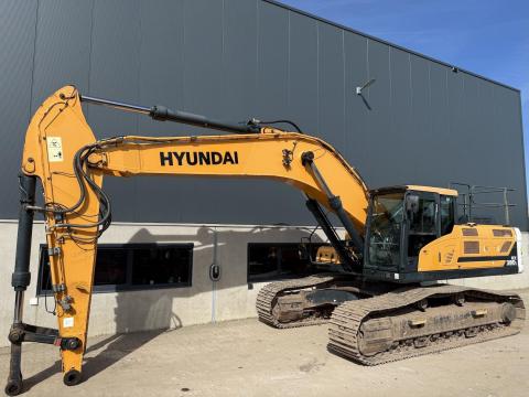 Hyundai HX380L / 2016 / 4360 üzemóra / Lízing 20%-tól