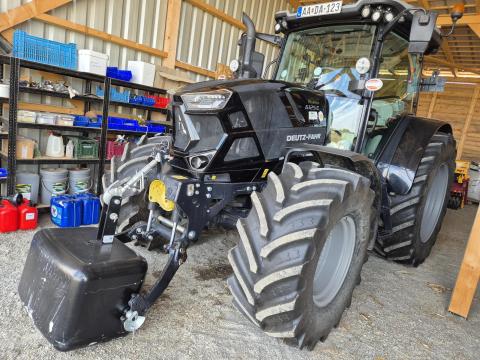 DEUTZ FAHR 6125C Warrior traktor sok extrával, mindössze 790 üzemórával eladó