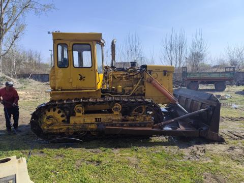 Földmunkagép Dózer T130 Földmunkagép Dózer T130