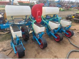 MONOSEM NG 4 SOROS PNEUMATIKUS SZEMENKÉNTI VETŐGÉP