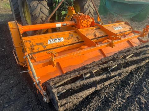 STRUIK 4RF315,  315-ÖS TALAJMARÓ,  4 SOROS BAKHÁTKÉSZÍTŐ,  BAKHÁTHÚZÓ