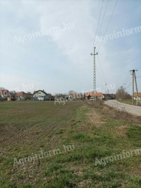 Eladó telek Dömsödön