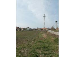 Eladó telek Dömsödön