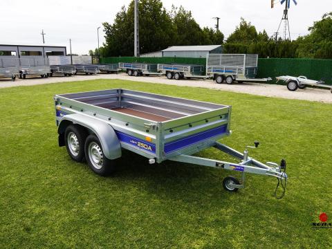 Áprilisi akcióval - új 2 tengelyes utánfutó (250x135cm) forgalomba helyezve - bruttó 624.000 Ft Áprilisi akcióval - új 2 tengelyes utánfutó (250x135cm) forgalomba helyezve - bruttó 624.000 Ft