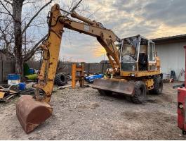 Liebherr A 900B forgórakodó kotró