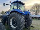 New Holland T8040