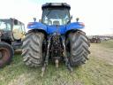 New Holland T8040
