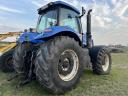 New Holland T8040