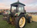 John Deere 2140
