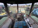 John Deere 2140