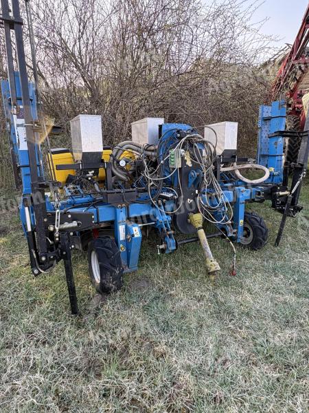 Kukorica- és napraforgóvetőgép, valamint cukorrépa sortávval eladó