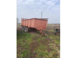 Eladó N229 lengyel trágyaszóró